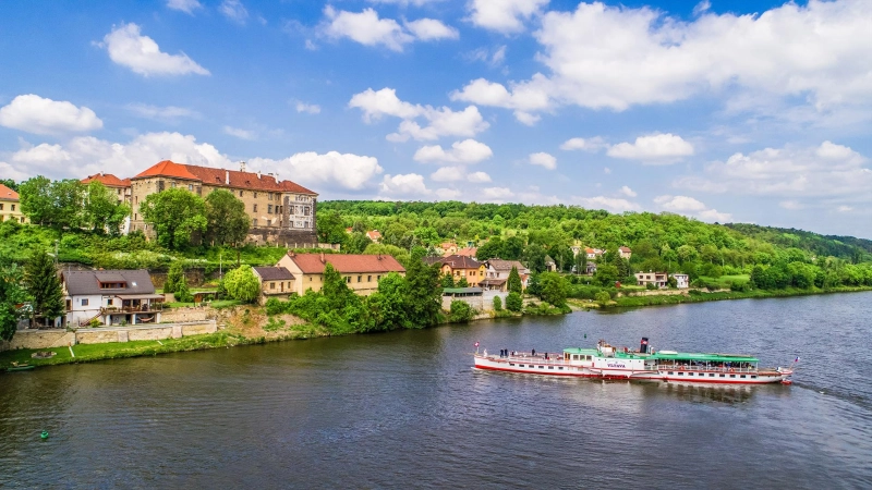 Schifffahrt nach Mělník Schifffahrt nach Mělník