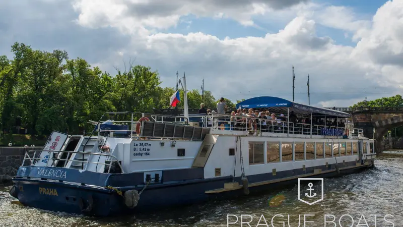 Loď Valencia č. 17