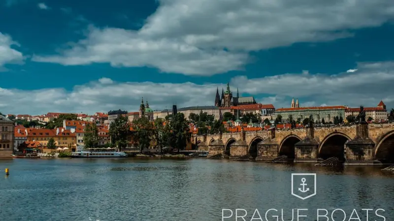 Loď Lužnice č. 9