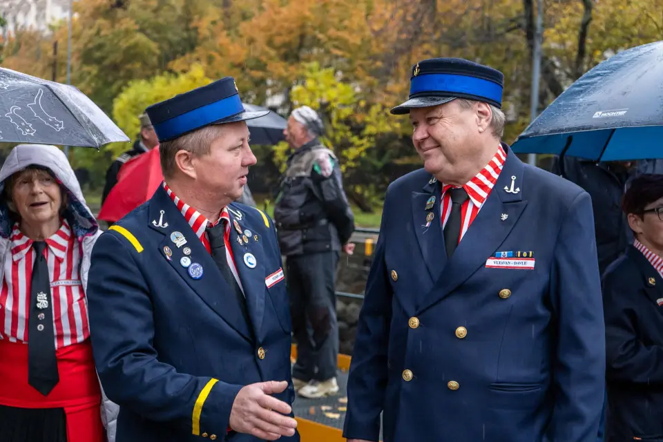 Tryzna za utonulé — fotografie 19