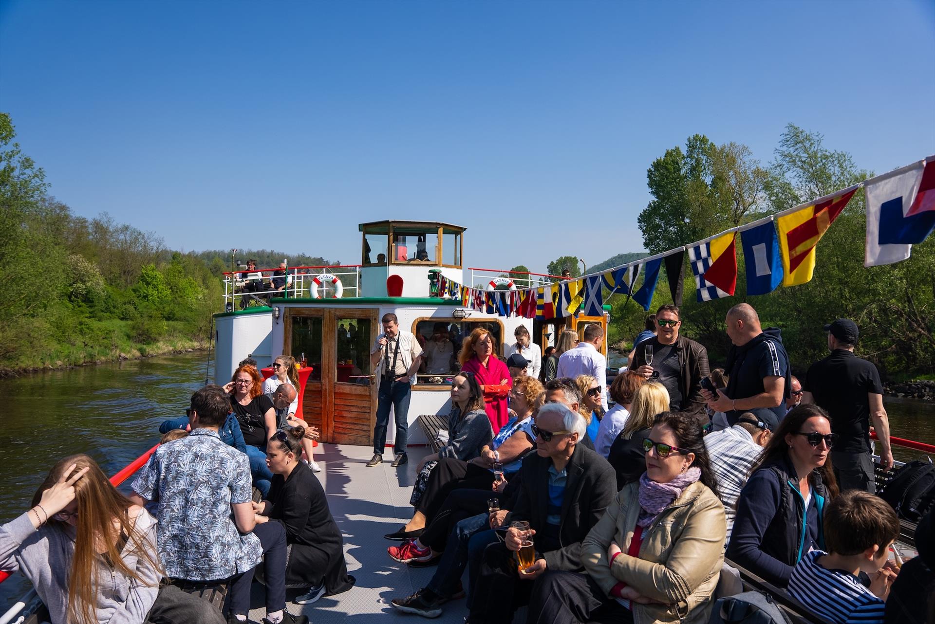 Pražská paroplavební společnost hat die Schifffahrtssaison eröffnet – Foto 62 Pražská paroplavební společnost hat die Schifffahrtssaison eröffnet – Foto 62