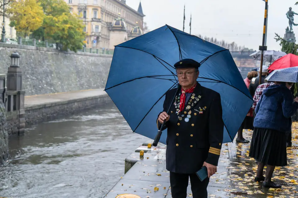 Tryzna za utonulé — fotografie 16