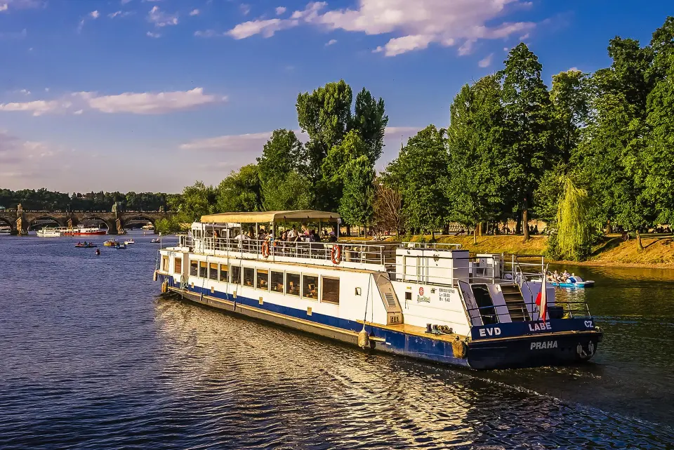 Hodinová plavba po Vltavě č. 18