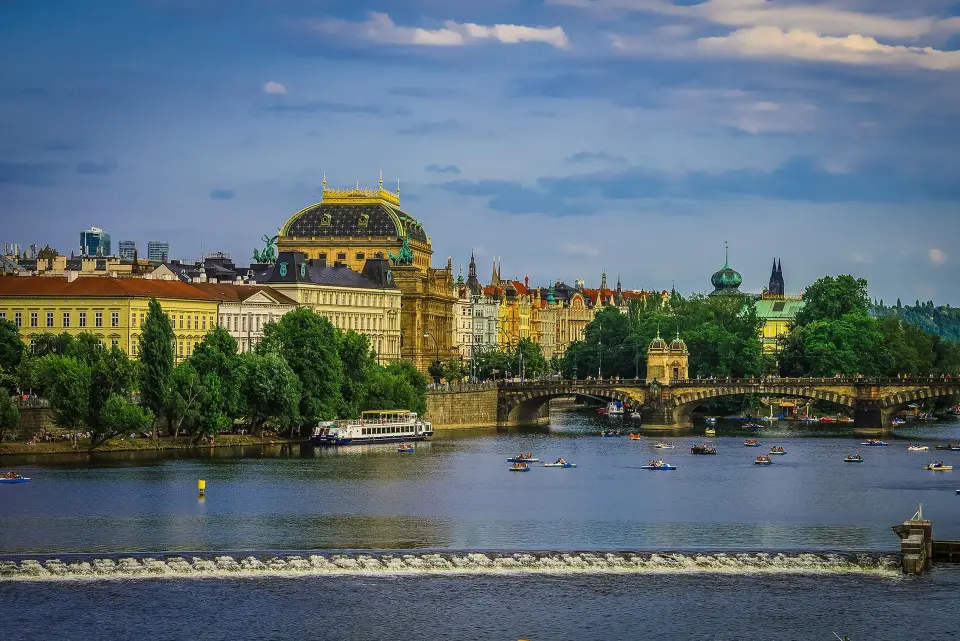 Hodinová plavba po Vltavě č. 16
