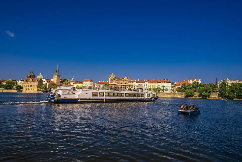 Hodinová plavba po Vltavě č. 11