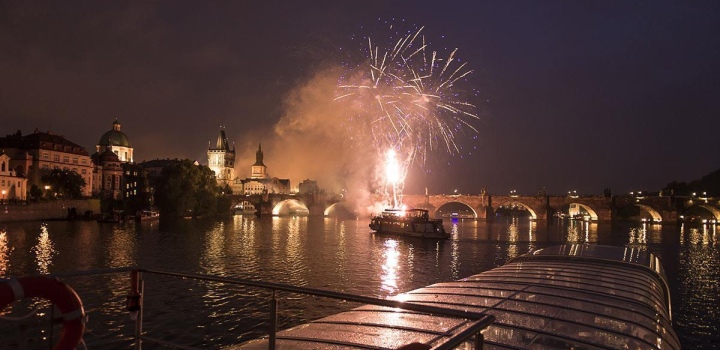 New Year's Eve cruises 2016