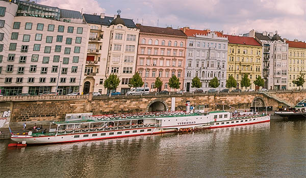 Dampfschiff Vyšehrad